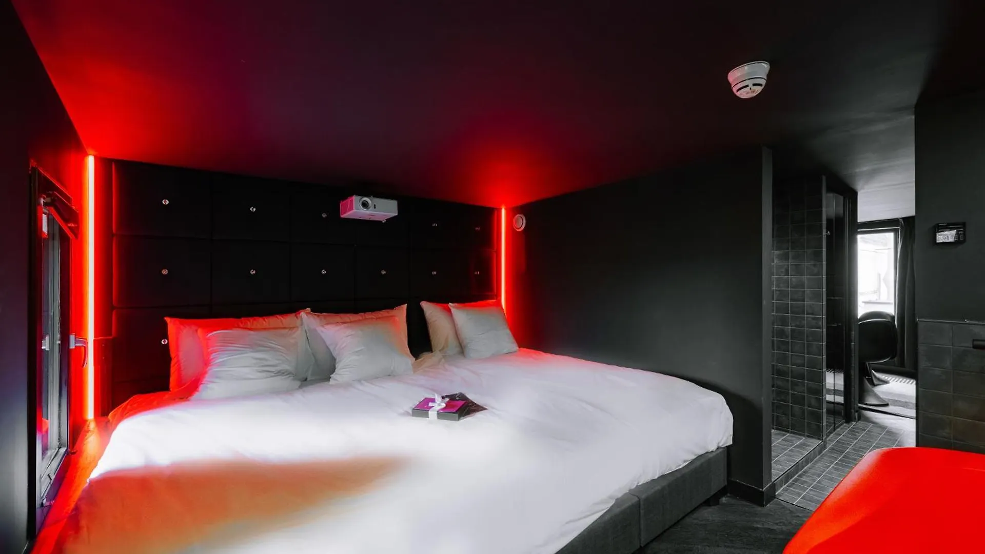 ****  Mr. Monkey Amsterdam Hotel Nederland